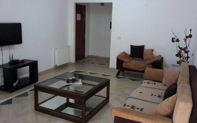 "rent Apartment F4 Richly Furnished In Tunis"