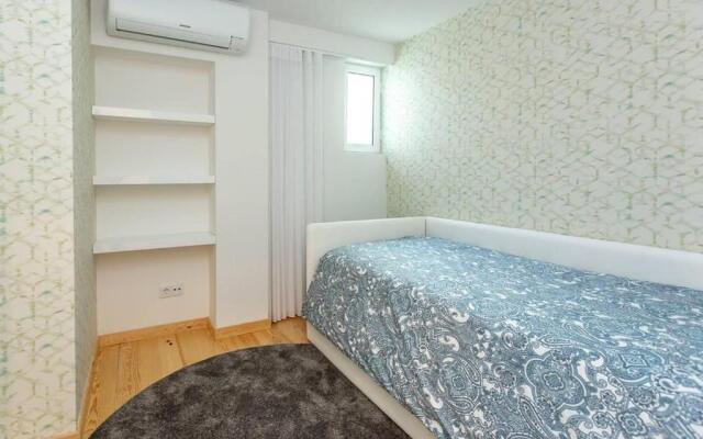 Cascais Seaside Duplex - 200m from the beach!