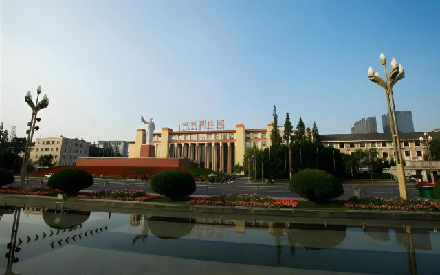 Hanting Hotel Chengdu Kuanzhai Alley