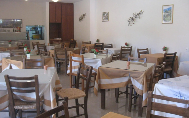 Ormos Atalia Aparthotel