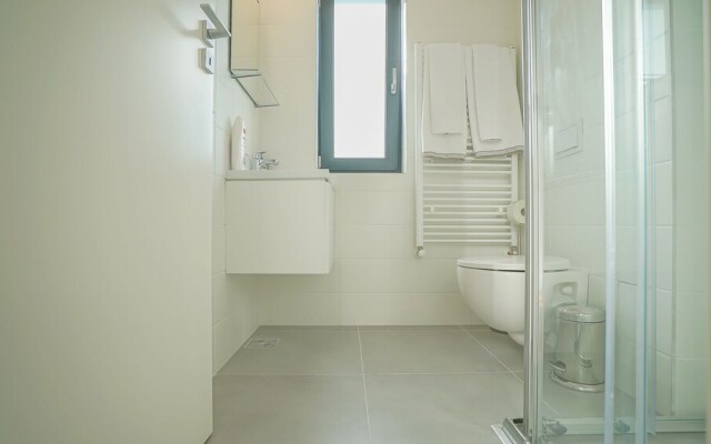 CN2i Luxury Accommodation Bobalna