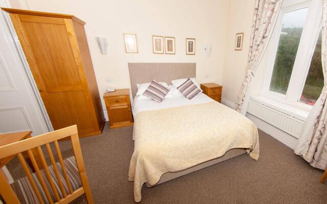 Whitsand Bay Hotel