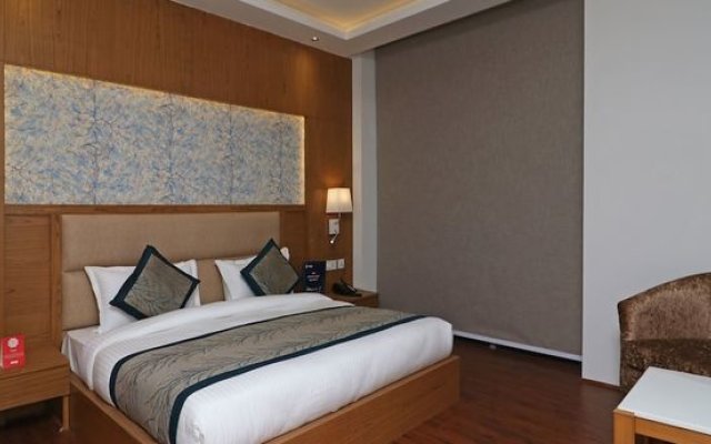 Oyo 10824 Hotel Star Suites