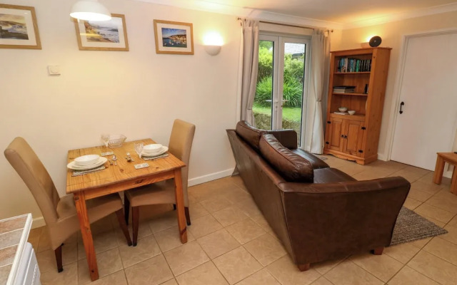 Tregonning Lodge