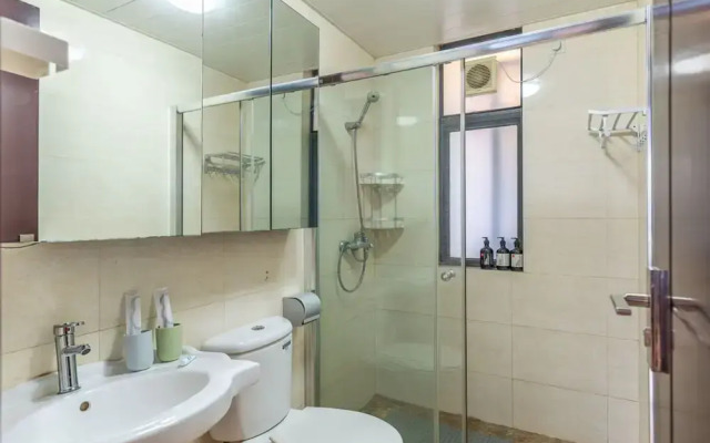 Locals Boutique Apartment Huafa Plaza 9