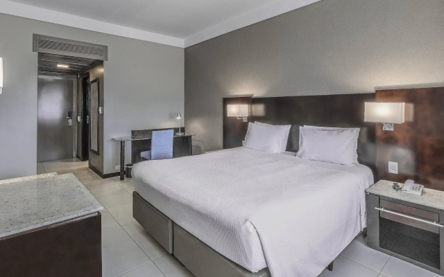 Hotel Deville Prime Cuiabá
