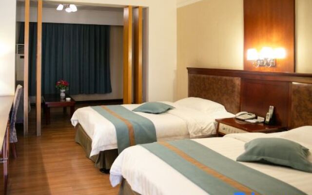 Emeishan Hotel