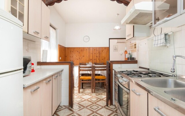 Amazing Apartment in Pula With Wifi and 3 Bedrooms