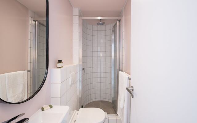 The Flamingo by Perch Stays