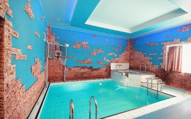 Александровский Двор