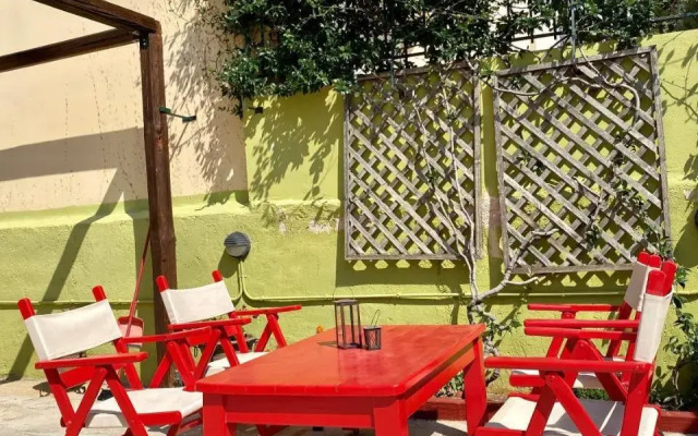 Vicky's place,near Athens airport