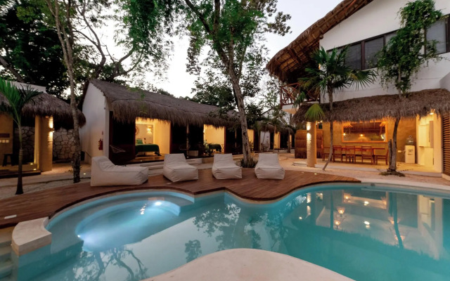 Mimosa Tulum Hotel & Hostel
