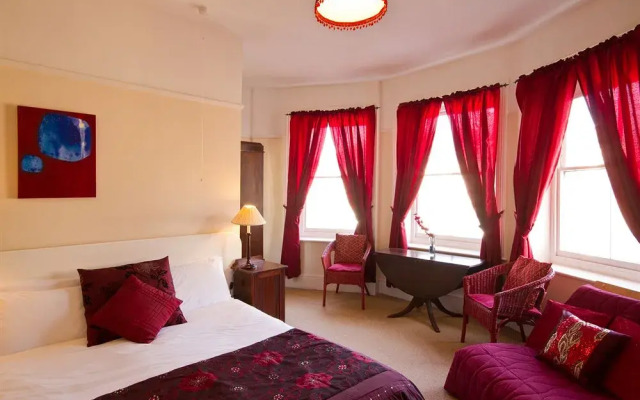 The Guesthouse East