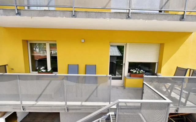 Apartment and Rooms HISA SONCA