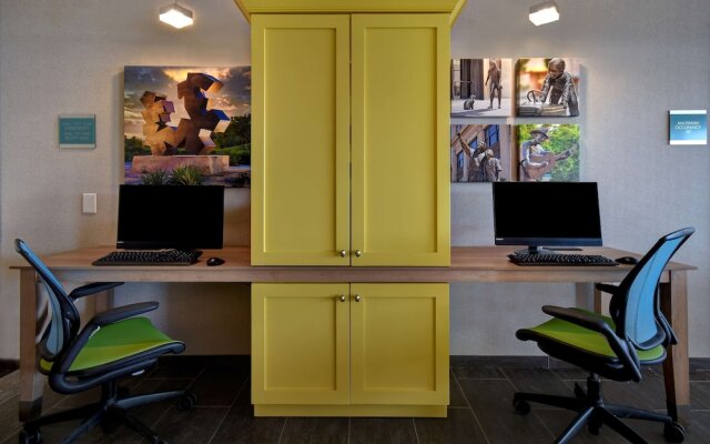 Home2 Suites Wichita Downtown Delano, Ks