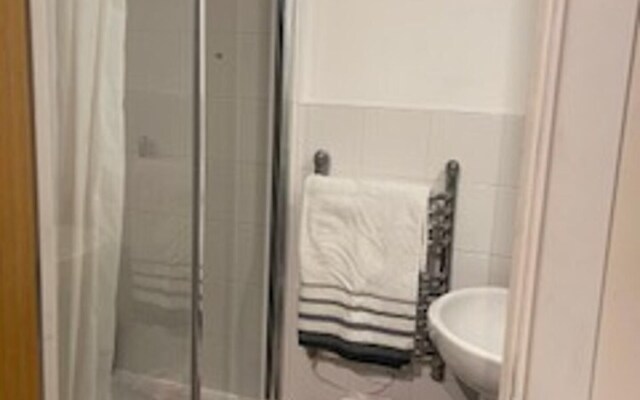 Inviting 2-bed Apartment in Birmingham