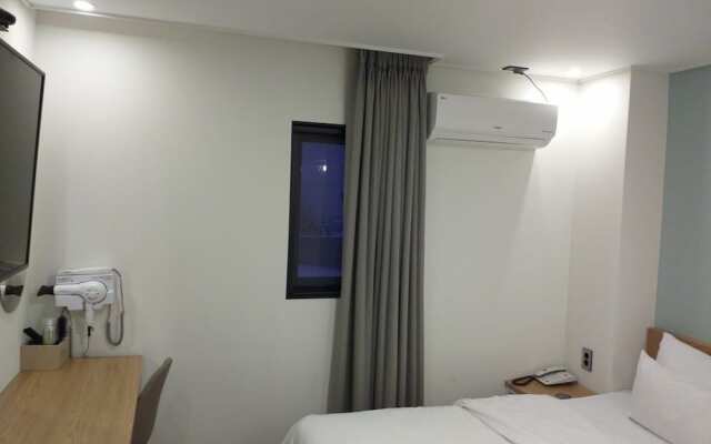 Cheongju Hotel Dictionary