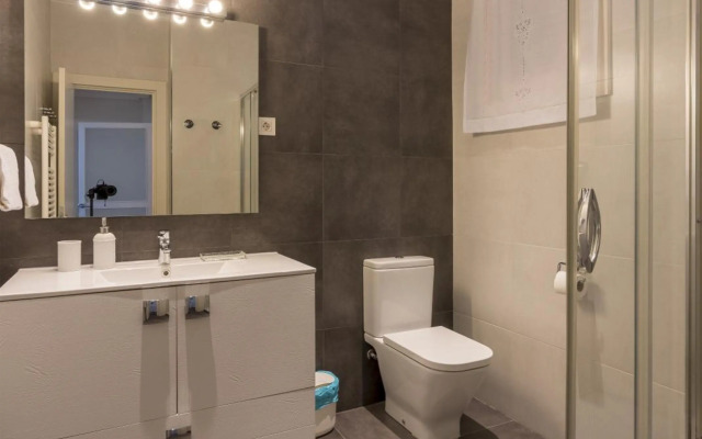 Ibarrola Apartment by People Rentals