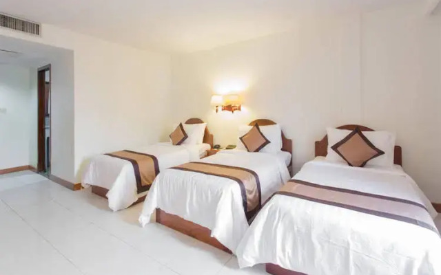 Grand Riverview Boutique Hotel