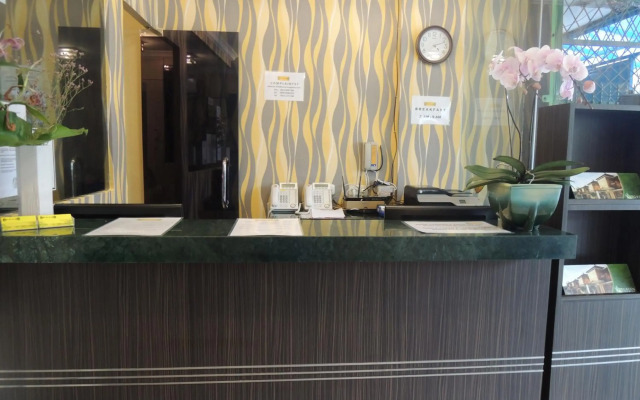 Twins Hotel Manggadua