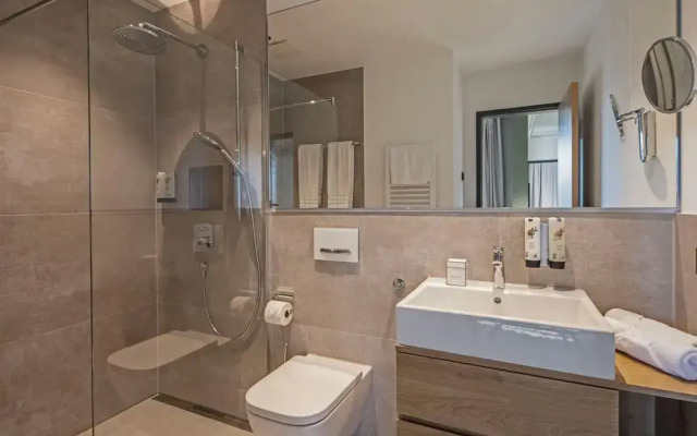 B5 Apartments