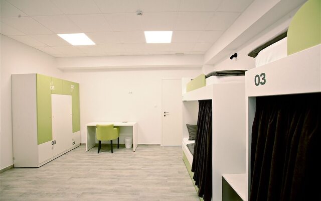 Hostel 3F