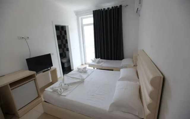 Zahos Hotel