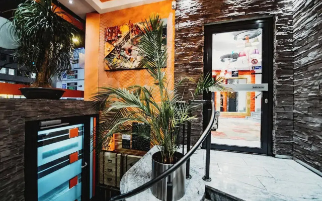 Stay-Inn Boardinghouse