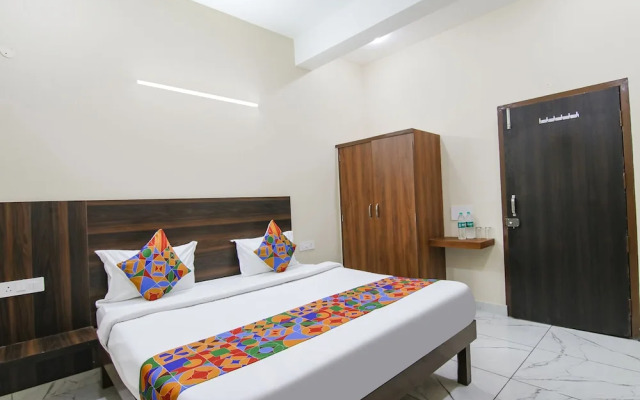 Fabhotel Gg Residency