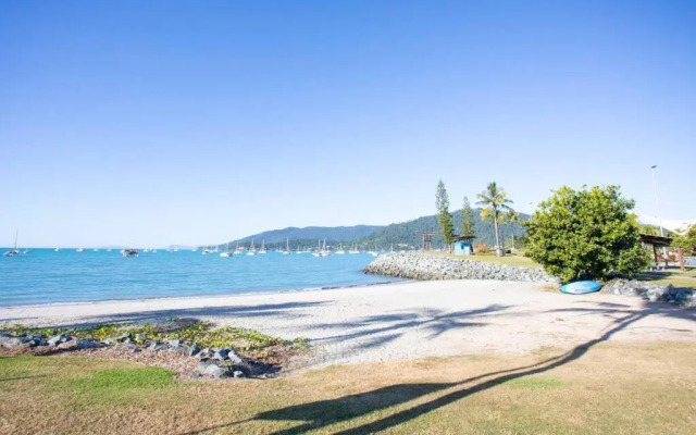 Ocean View 33A Studio Pool Ocean View WIFI