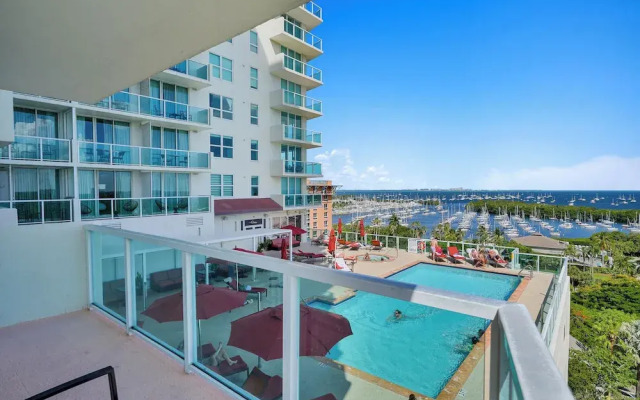 Tropical Paradise - Spacious 3-Bedroom