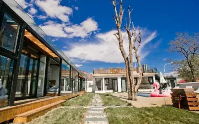 Beijing Xiangli Xiangju Guanshan Xiaoyuan Homestay