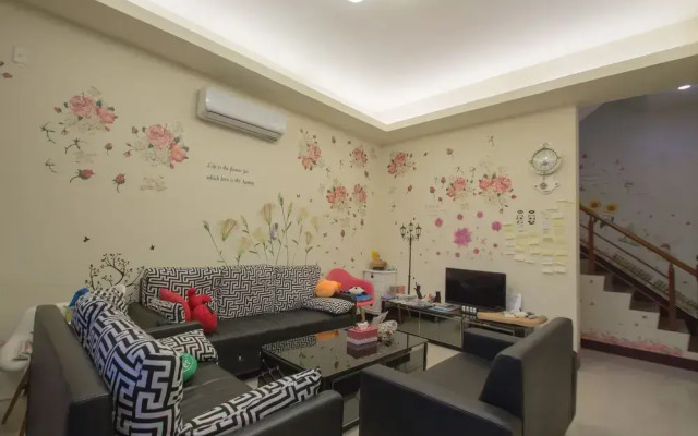 花逸宿光HuaYiShuGuangB&B