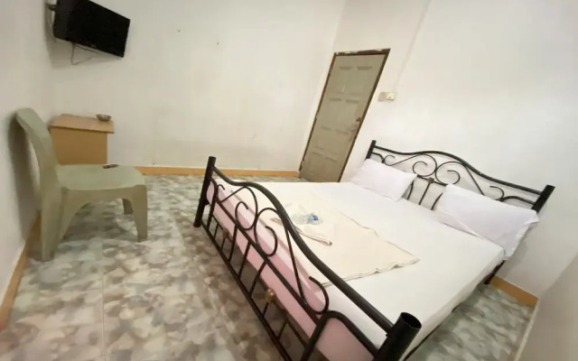 OYO 93397 Hotel California