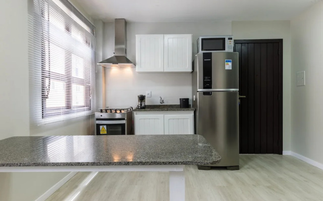 Apto reformado, perto do mar e centrinho JBA104