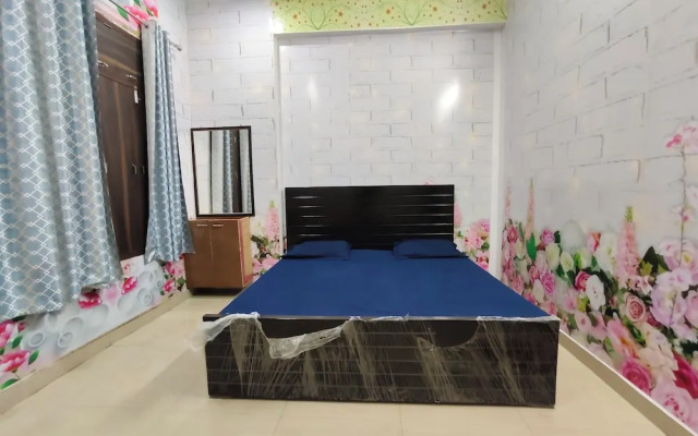 Gauri Shankar P Guest house