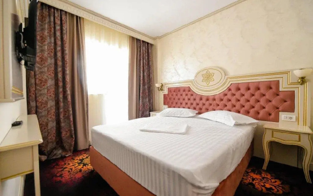 Hotel Belona