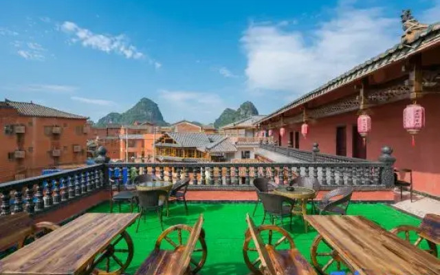 Puzhehei Yunshuijian Inn