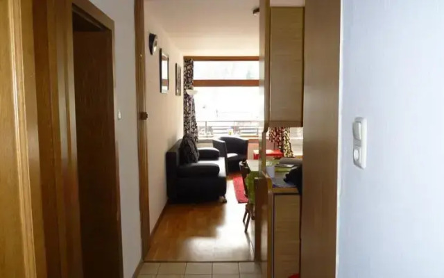 Brucker Bundestrasse Lakeside