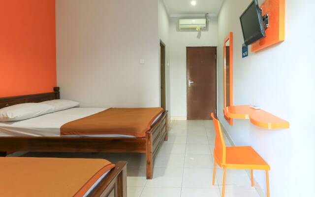 Hotel Warta Putra