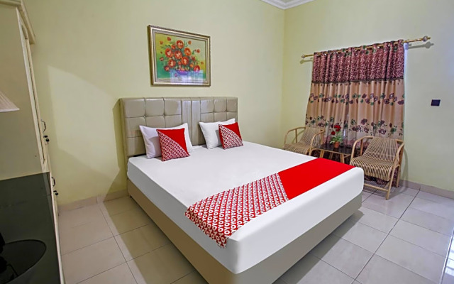 OYO 90968 Graha Family Guest House
