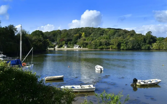 Water Edge House Boathouse