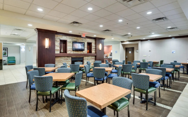 Holiday Inn Express Washington DC SW - Springfield by IHG