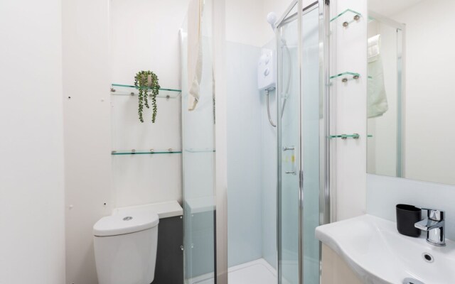 Kensal Green Studio London - by Resify