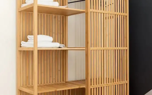 Vista by halu' Spacious City Centre Home