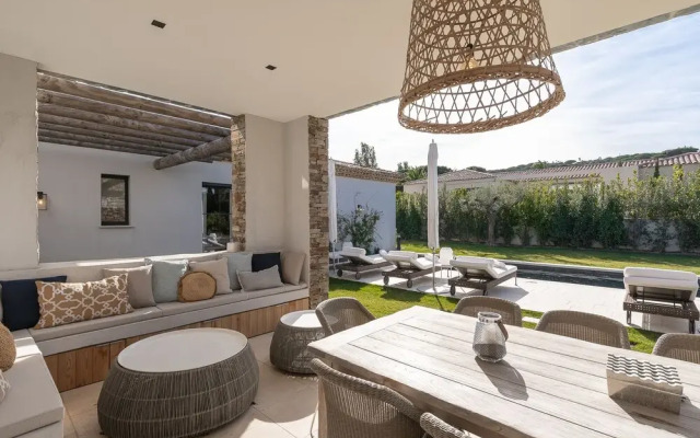 Villa Azalea by The Pearls Collection