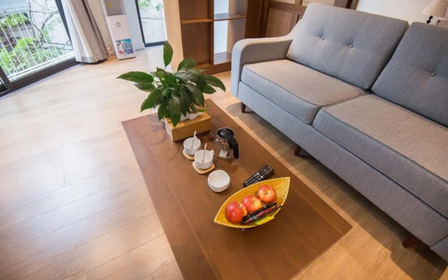 Sunny Home Apartment