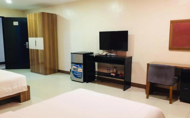 Ybc Grand Hotel