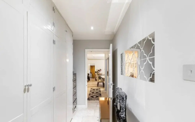 Beautiful 2bed Apt W/garden in Kensington
