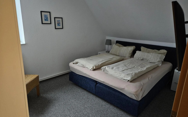 Hotel Pension Am Hafen + Pfannkuchenhaus